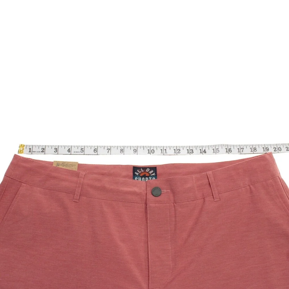 Faherty NWT Bermudas / Casual Shorts Size 38 US In Solid Red Polyester Blend